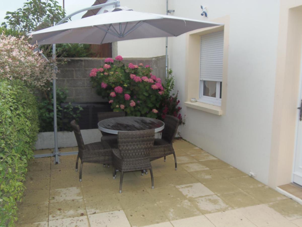 Petite Maison De Vacance Grandcamp-Maisy Exterior photo